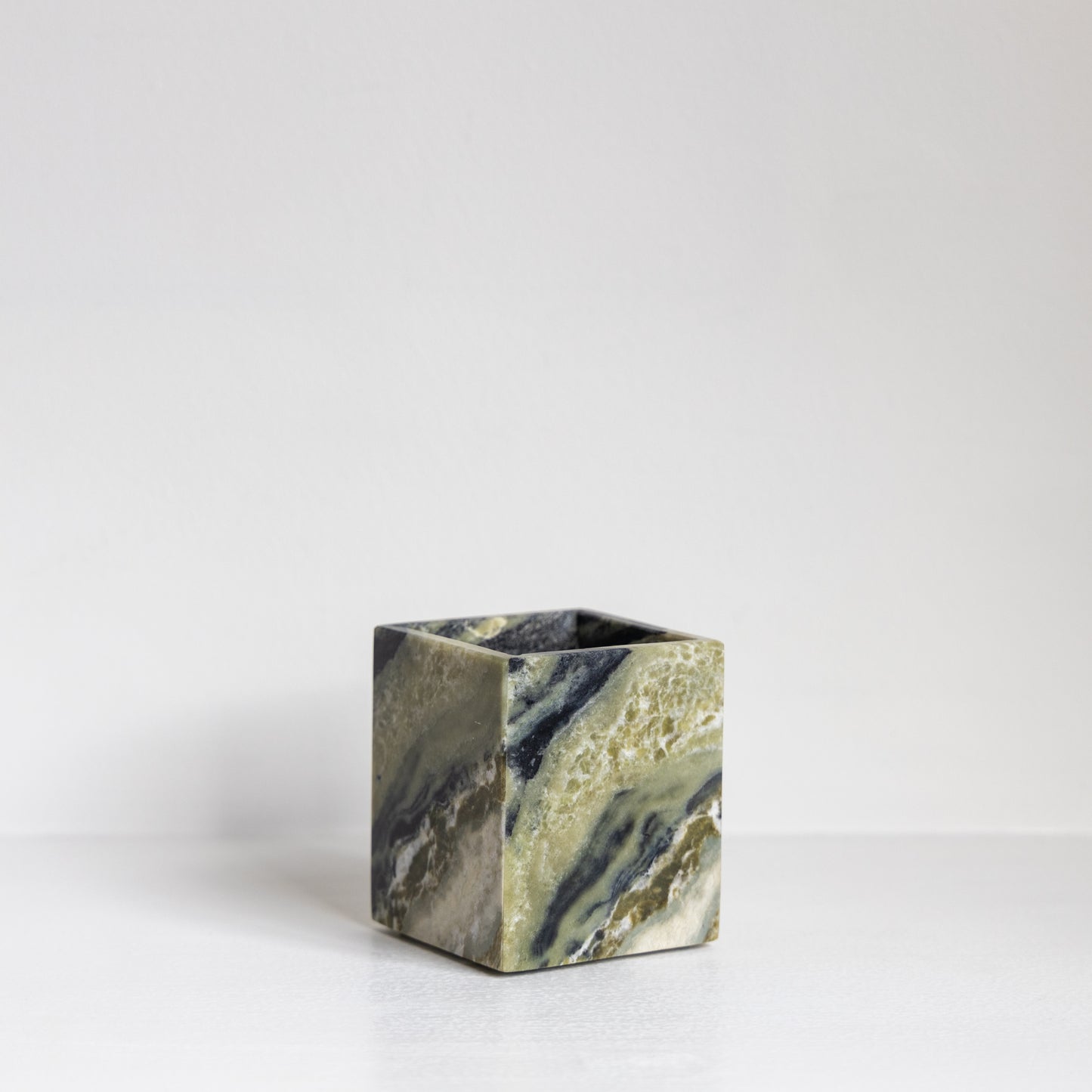 Dawn Candle Matcha Green • French Pear