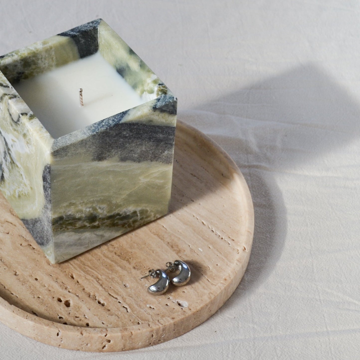 Riviera • Beige Travertine