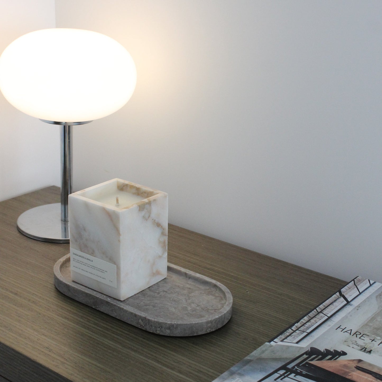 Dawn Candle Gold • Sandalwood & Vanilla