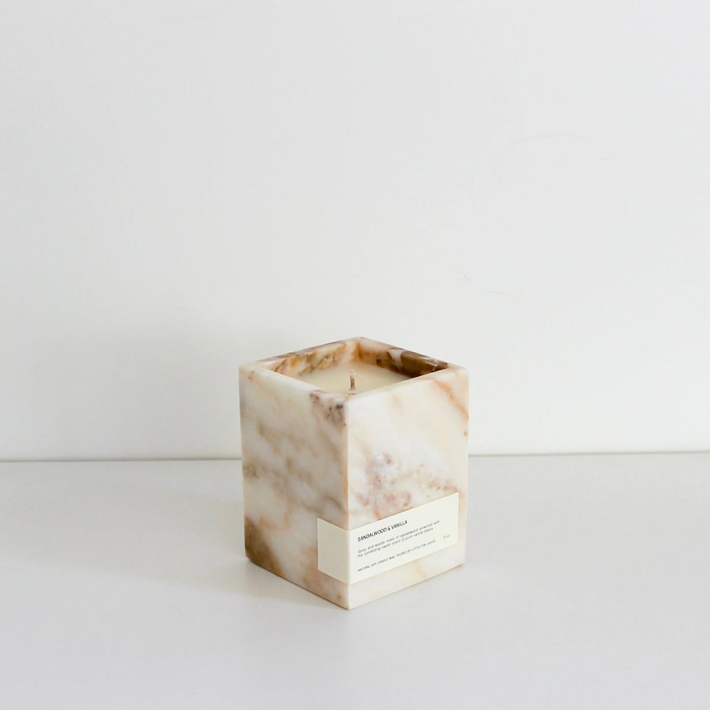 Dawn Candle Gold • Sandalwood & Vanilla