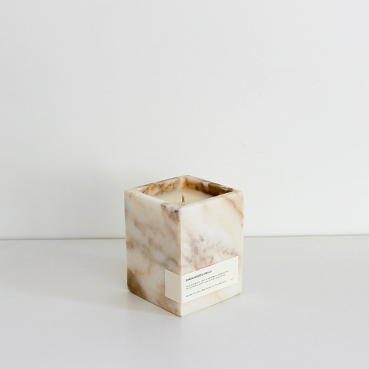 Dawn Candle Gold • Sandalwood & Vanilla