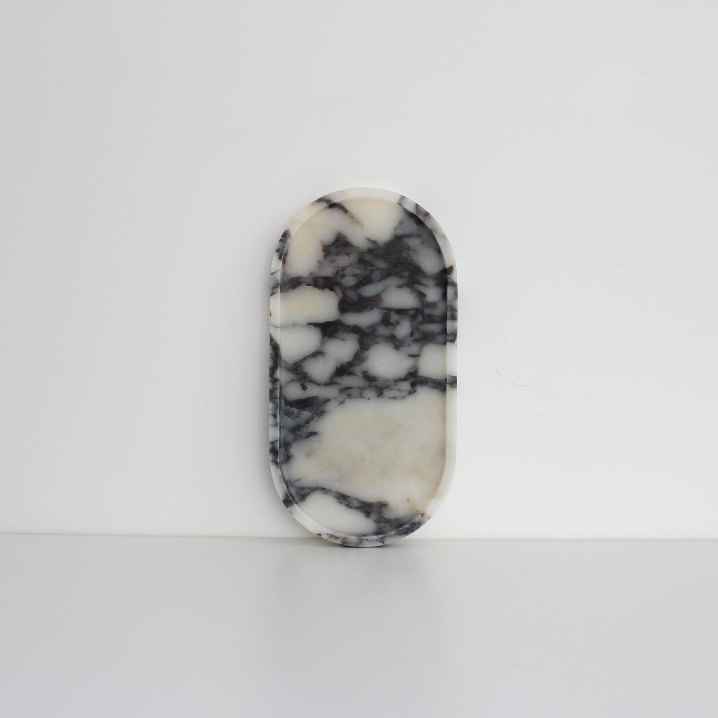 Outline Tray • Calacatta Violet